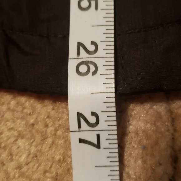 New Balance Women's Running Jacket - Picture 16 of 16